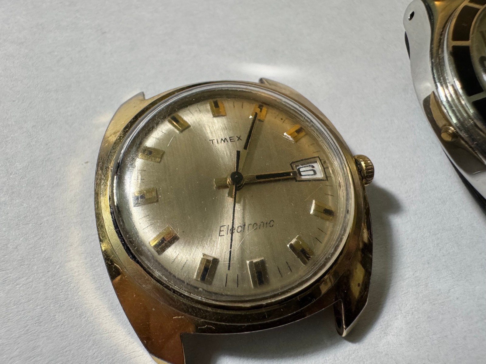 Lot of 4 Men’s Women’s Watches | SWATCH IRONY, TIMEX, WALTHAM | RUNNING PERFECT