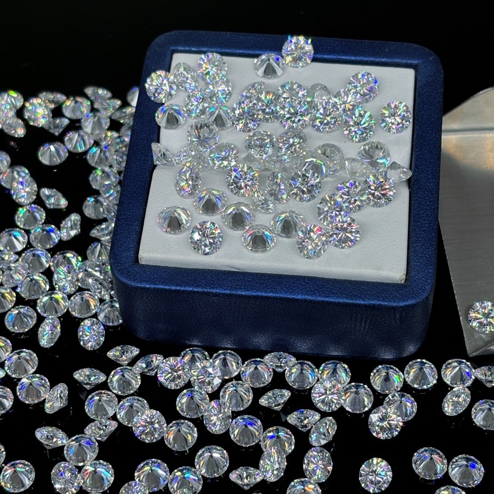 Beautiful Gemstone Loose Moissanite 0.7mm-4.0mm 100pcs Round Super White D Color