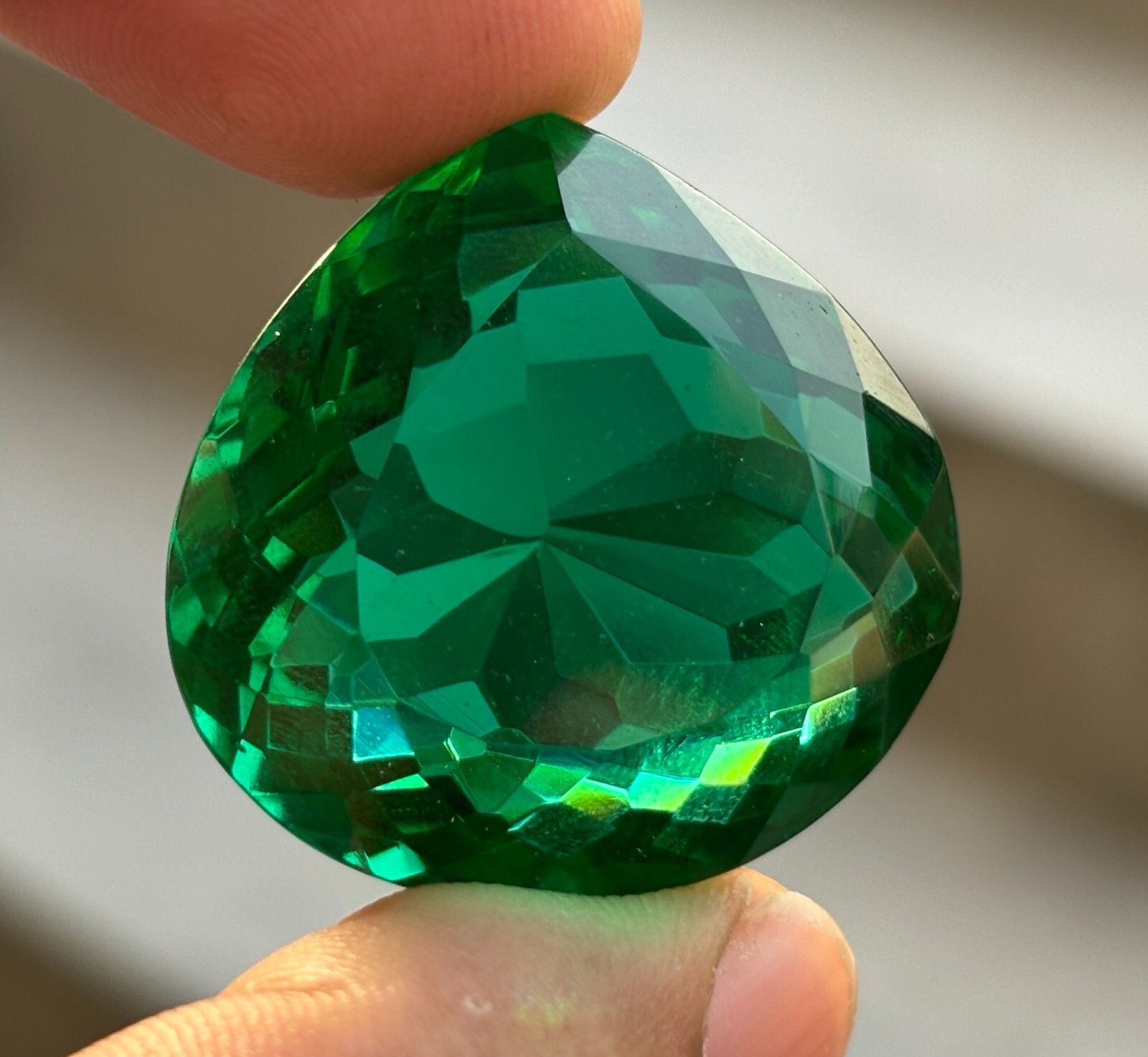 Natural Certified 90 Cts Heart Cut Green Emerald Colombian Loose Gemstone