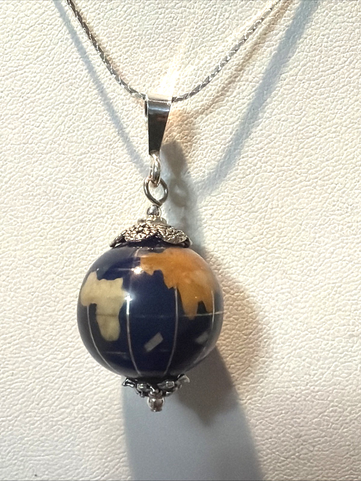 *NEW ITEM-LG. VTG. 20MM LAPIS GEMSTONE INTARSIA WORLD GLOBE NECKLACE .925 SILVER