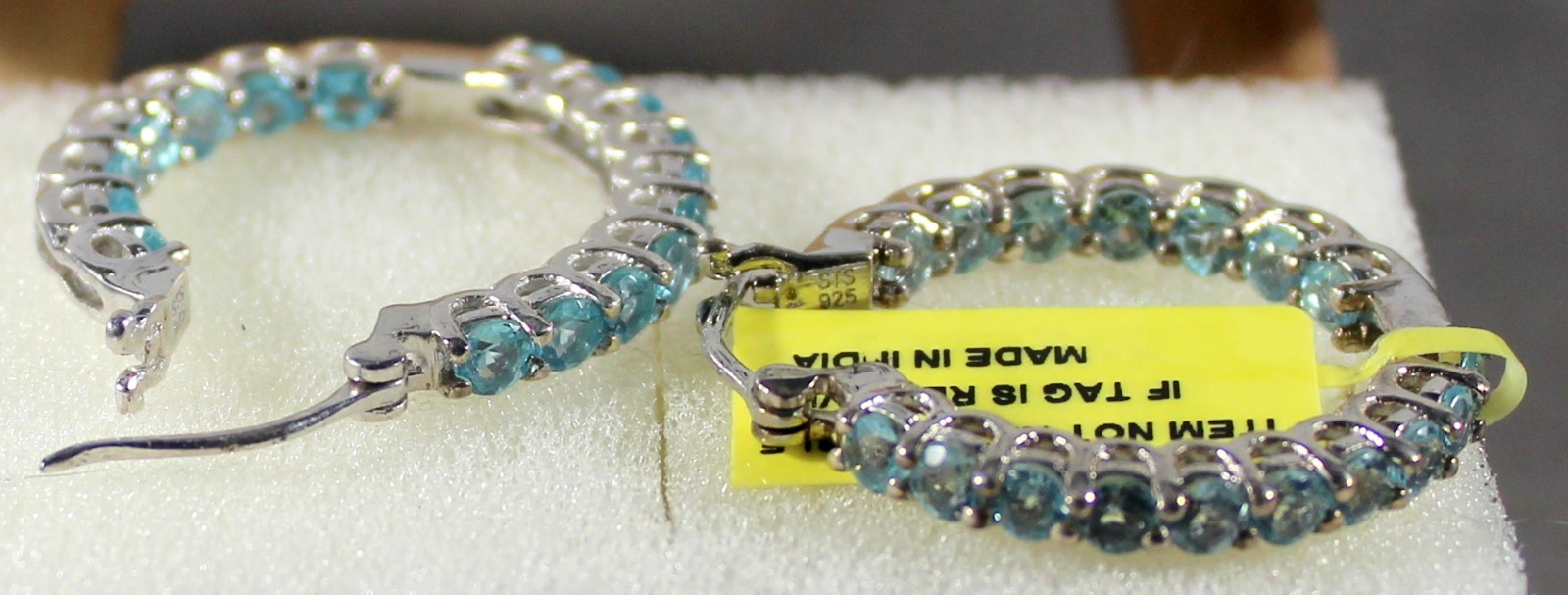 MADAGASCAR PARAIBA APATITE-INSIDE/OUTSIDE-CLICKER CLOSE-EARRINGS-PLAT/STER SILV