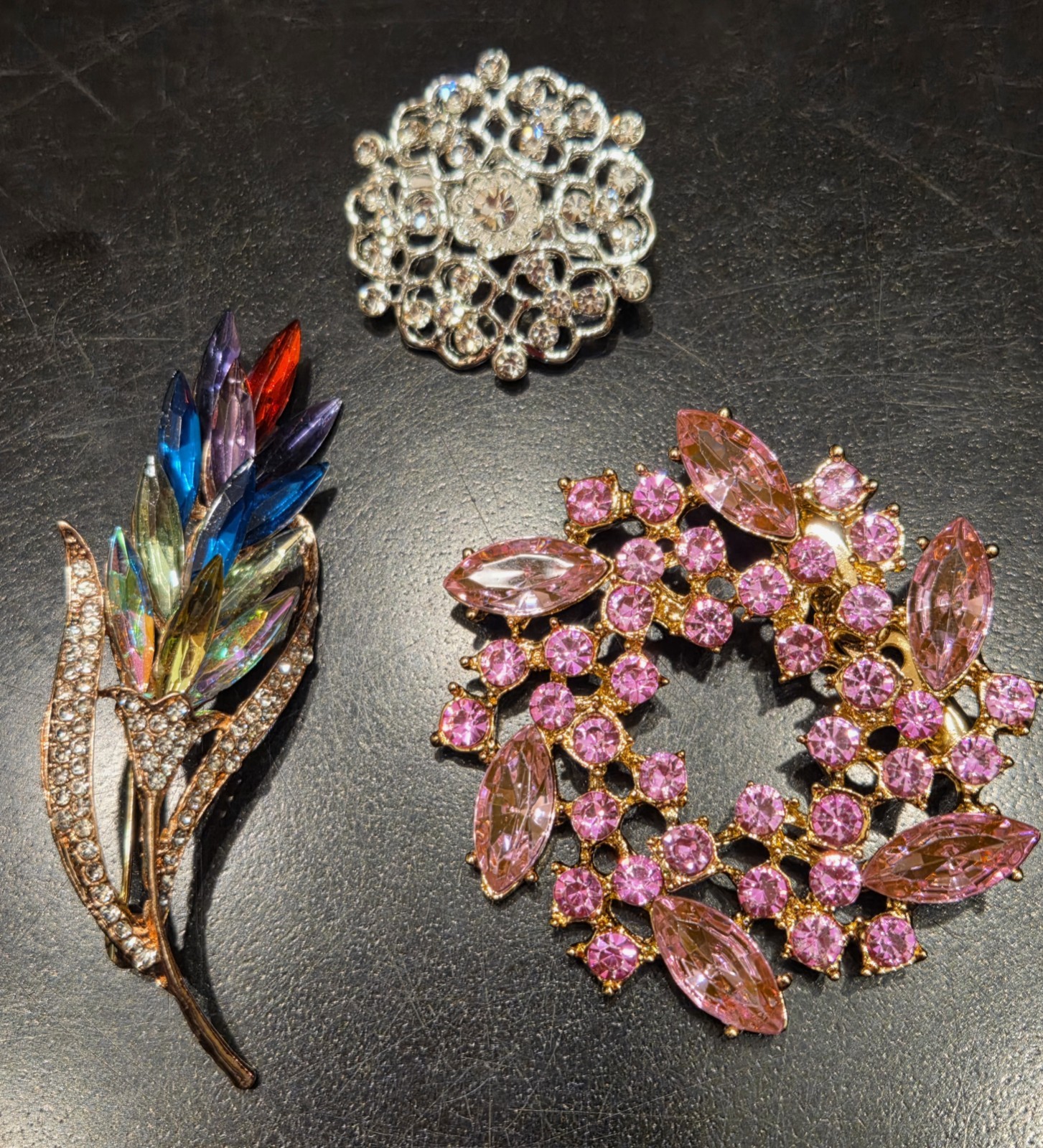 Beautiful Big Pink Rhinestone Wreath Multicolor Floral Flower Brooch Lot 293-159