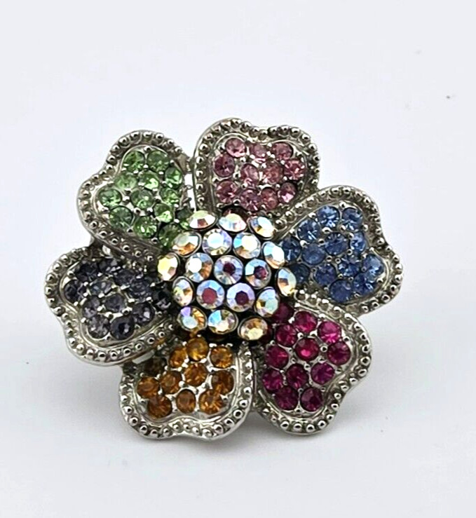 Kirks Folly Flower Stretch Ring Silvertone 1.25″ x 1.25″
