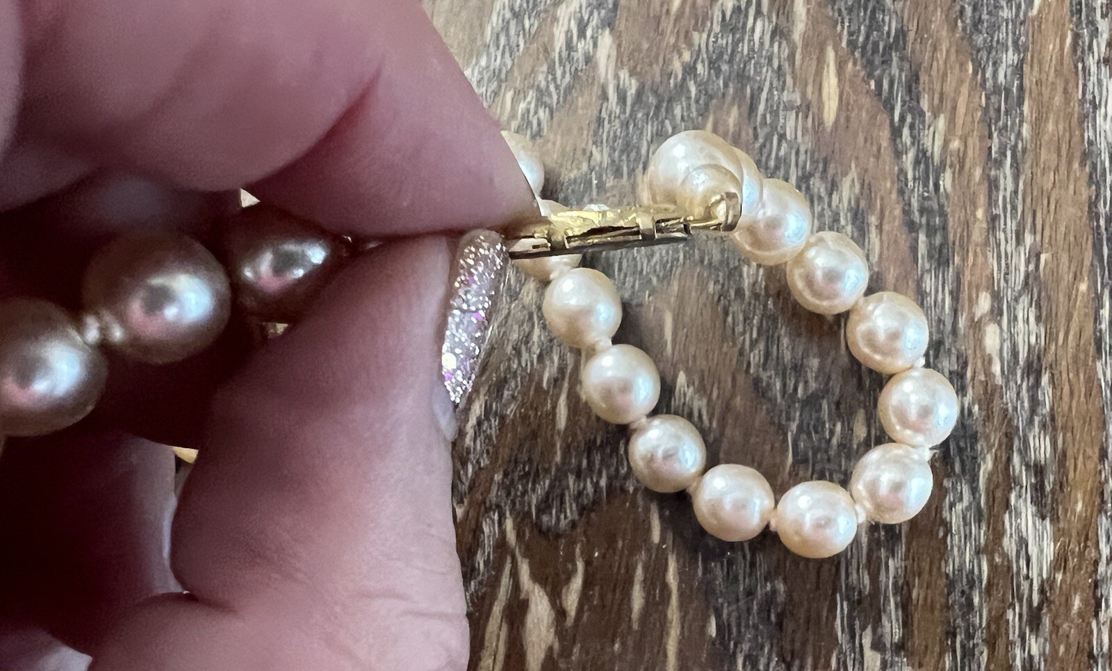 Vintage Cream Champagne Glass Pearl Knot Crystal Gold Plated Clasp Necklace