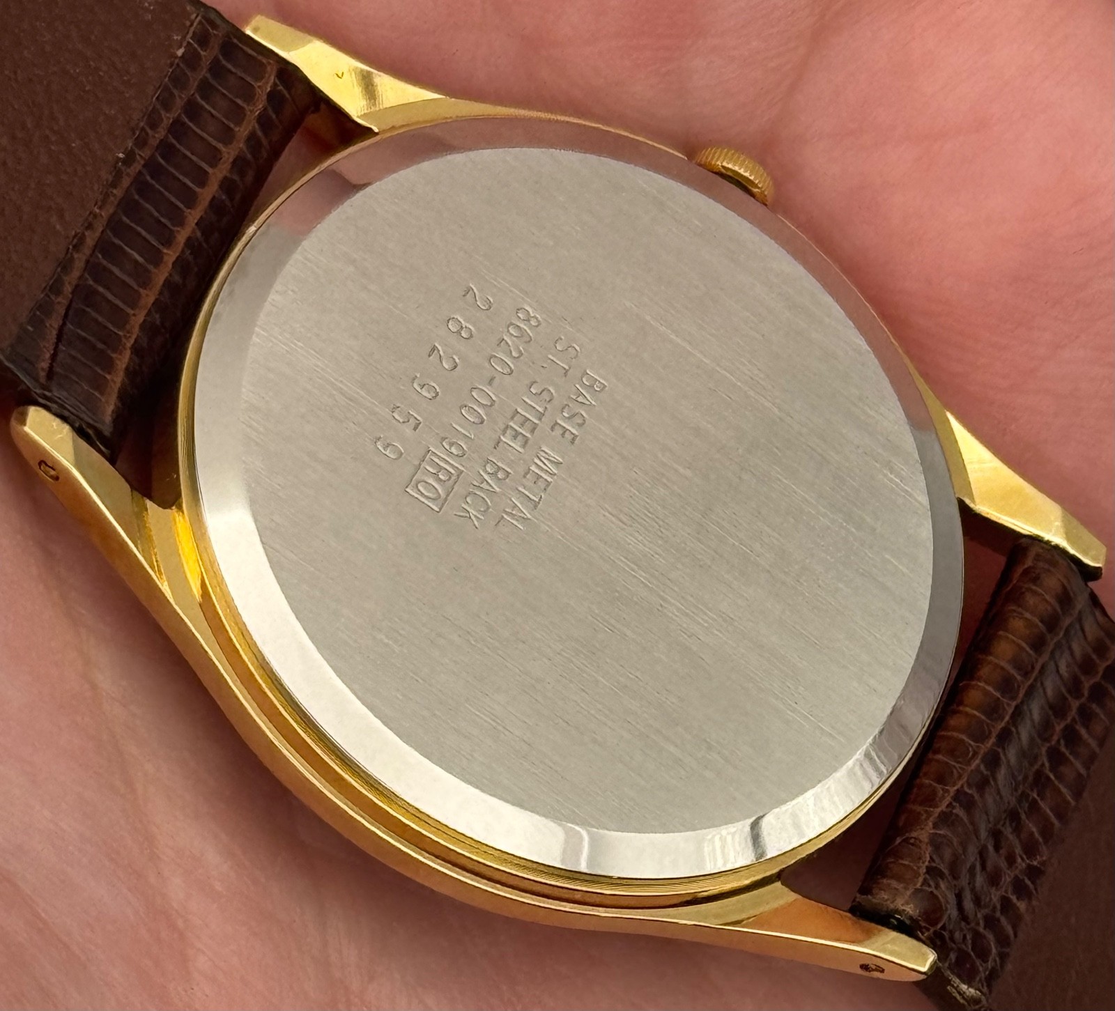 1982 Vintage NOS Seiko Men’s Gold Dress Watch w/O.G. BAND & PAPERS – 8620 Quartz