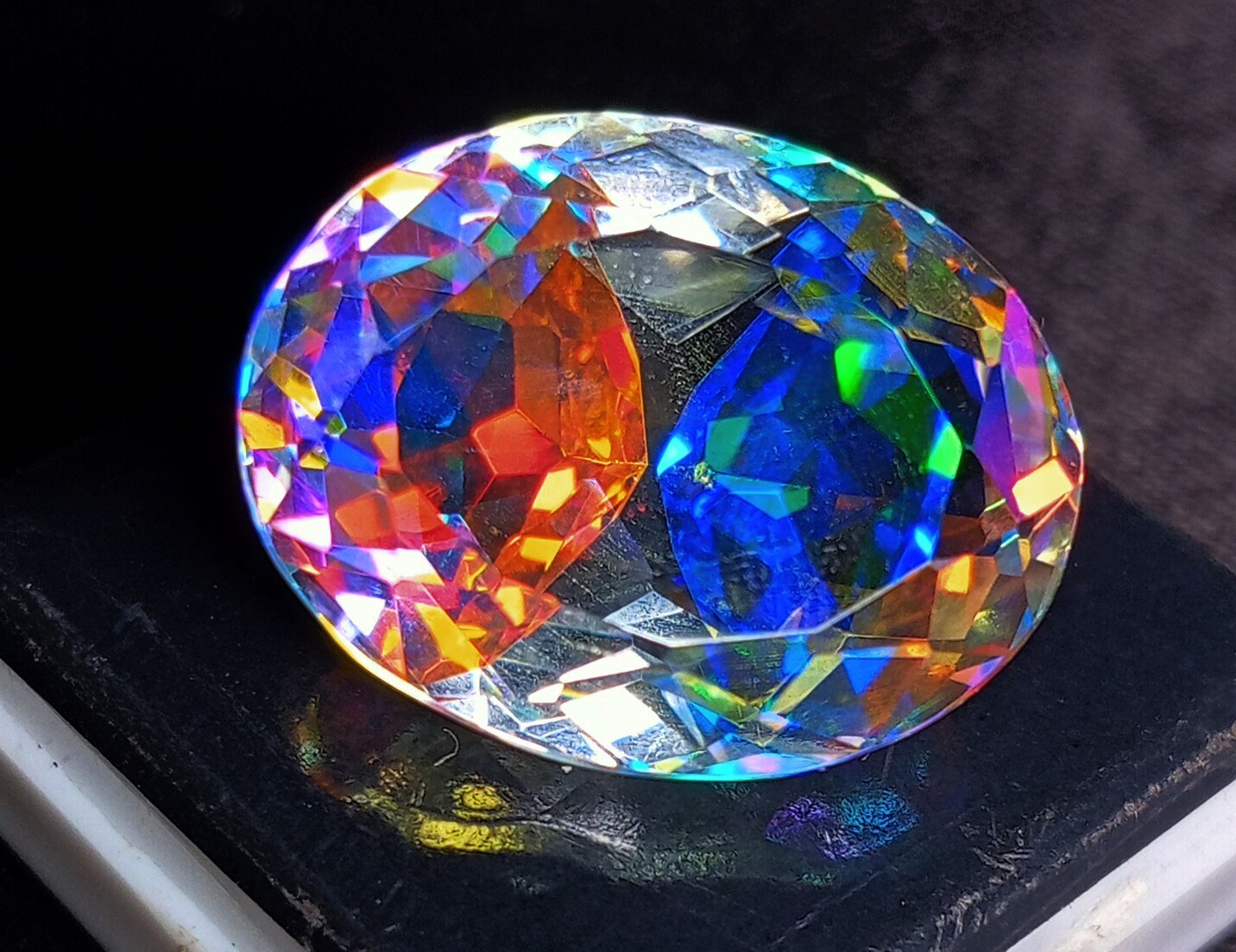 Flawless 23 Ct+ Loose Gemstone Natural Rainbow Mystic Topaz EGL Certified Oval