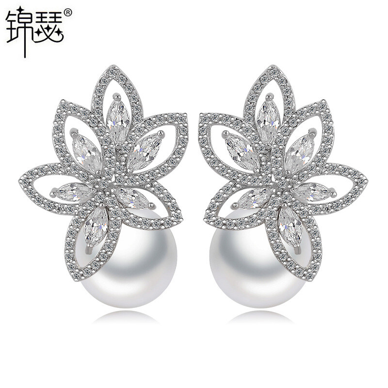 White Zircon Fashion Commuter Exaggerated Gold Plated Women’s Earrings