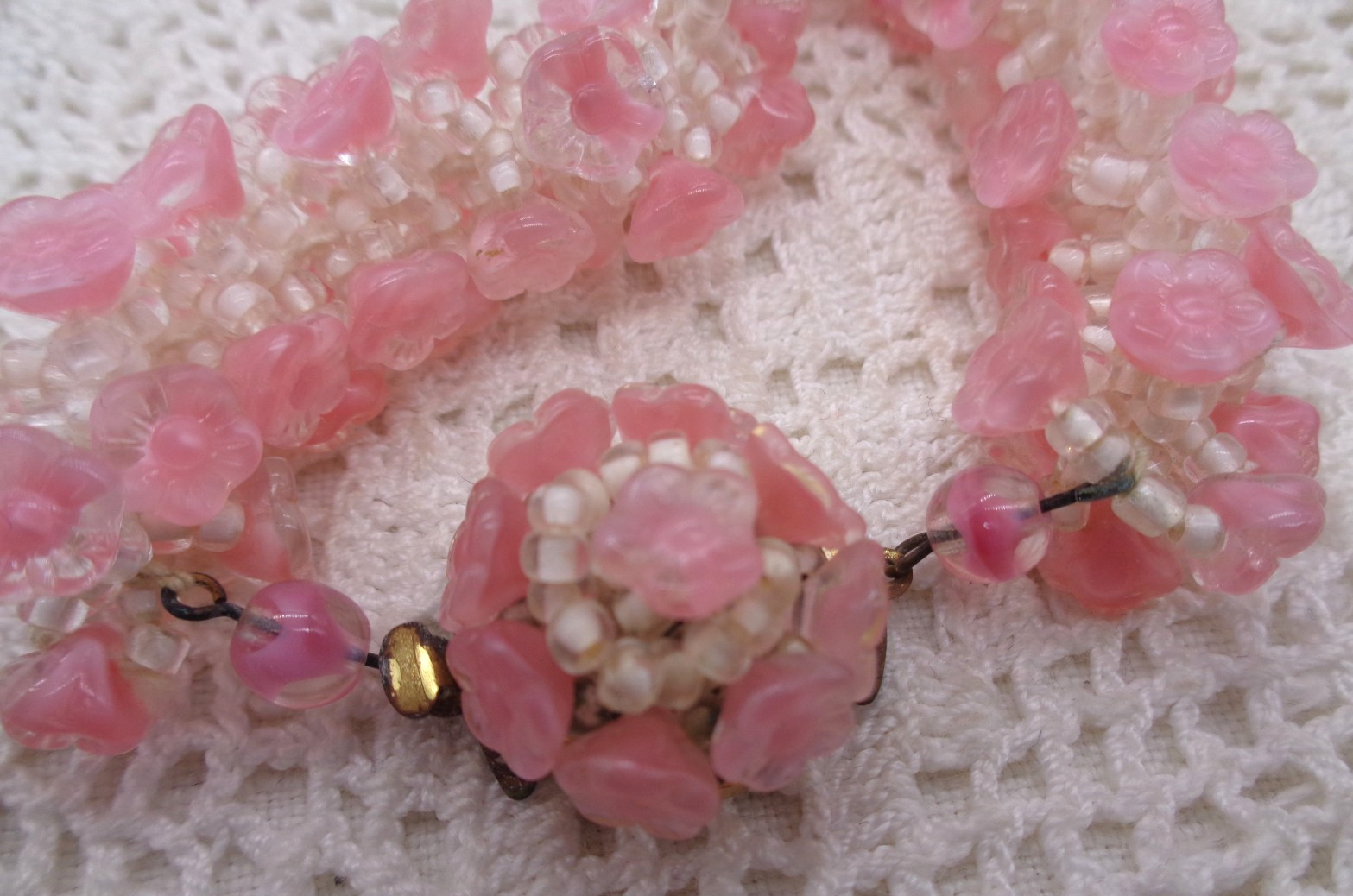 Vintage WESTERN GERMANY Pink MOLDED GLASS Flower Bead NECKLACE