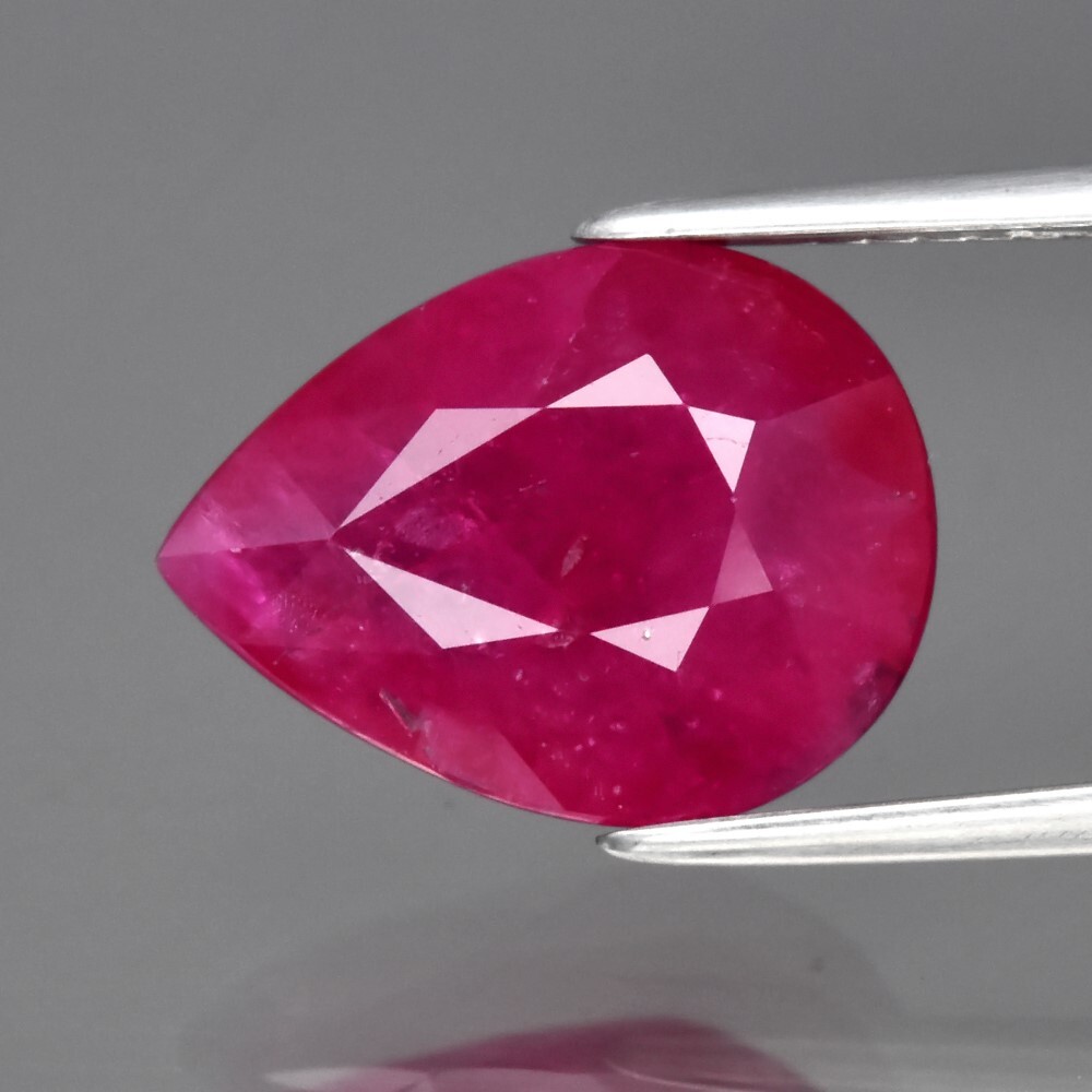 5.67ct 13×9.7mm Pear Purplish Red Ruby Mozambique Gemstone