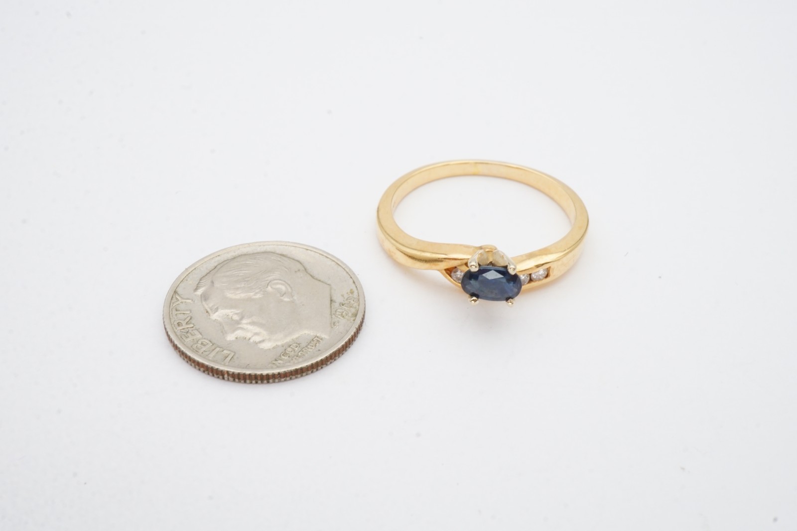 14k Yellow Gold Sapphire Diamond Ring Size 7.75 A2