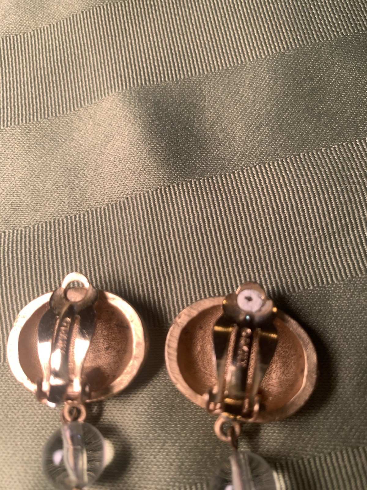 Vtg. DKNY Donna Karan Matte Gold & Clear Lucite Shoulder Duster Clipon Earrings