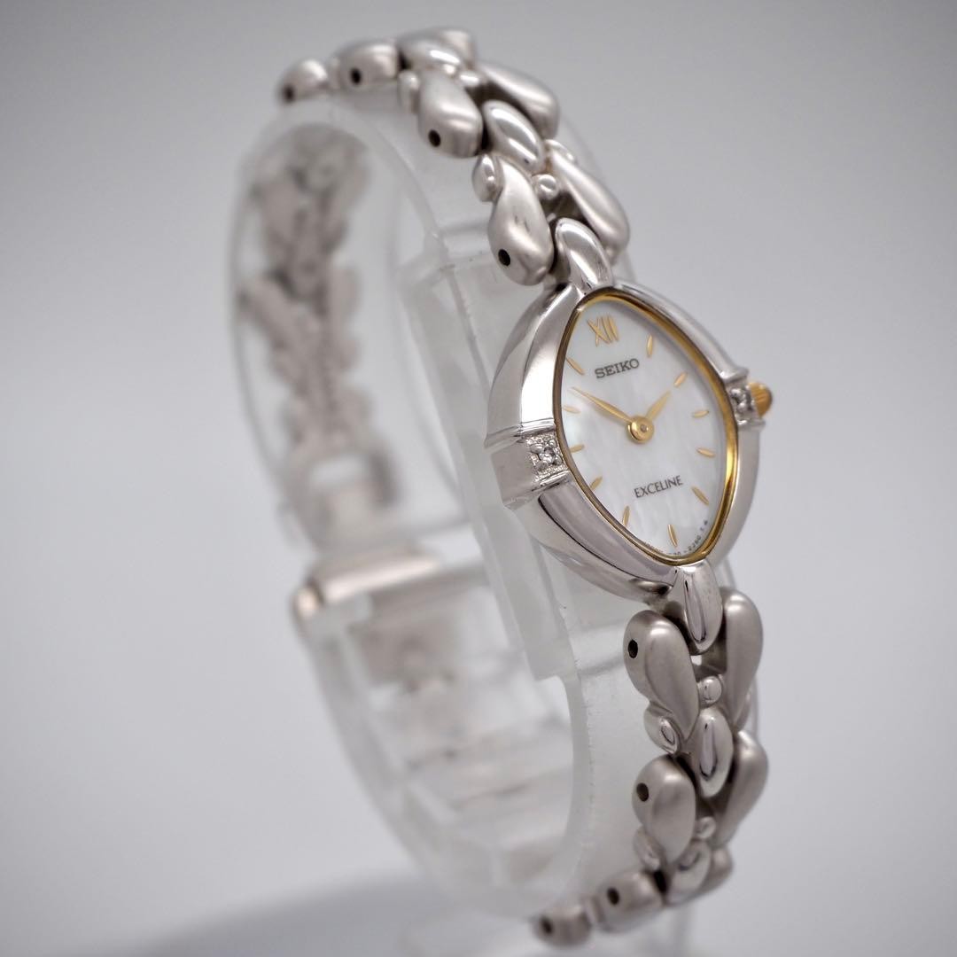 Seiko Exceline 2P Diamond Shell Oval White Quartz Ladies Watch Japan 0715240