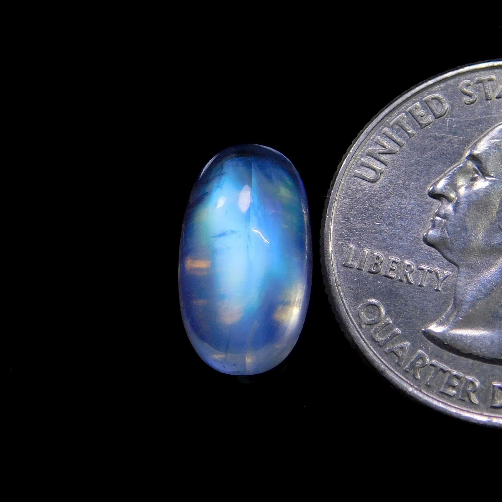 Top AAA Quality Rainbow Moonstone Cabochon Loose Gemstone 14.2x8x5.5mm 5.15Cts