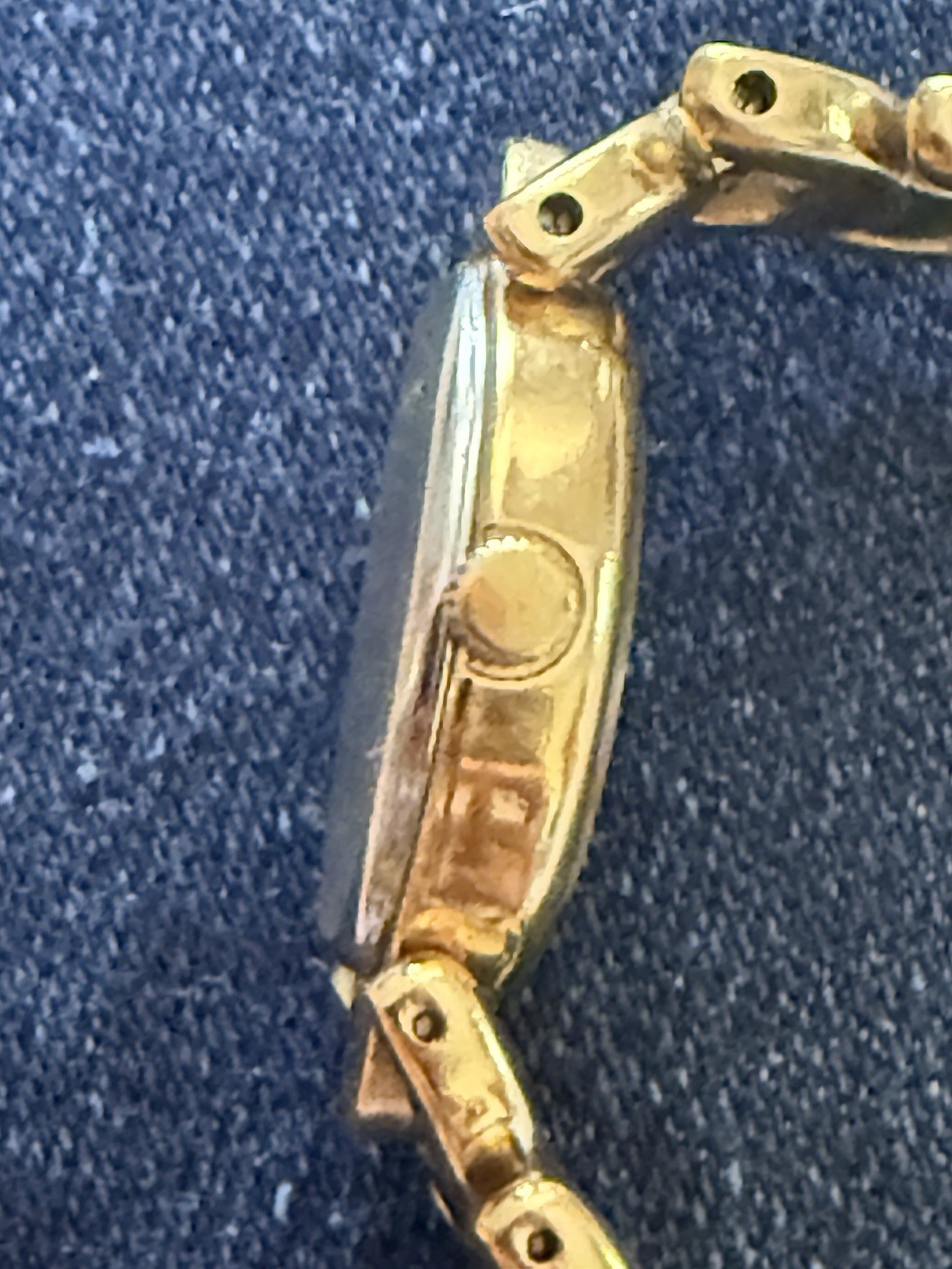 Whittnaur Women’s Watch W/One Tiny Diamond At 12 Needs Crystal And Repairs