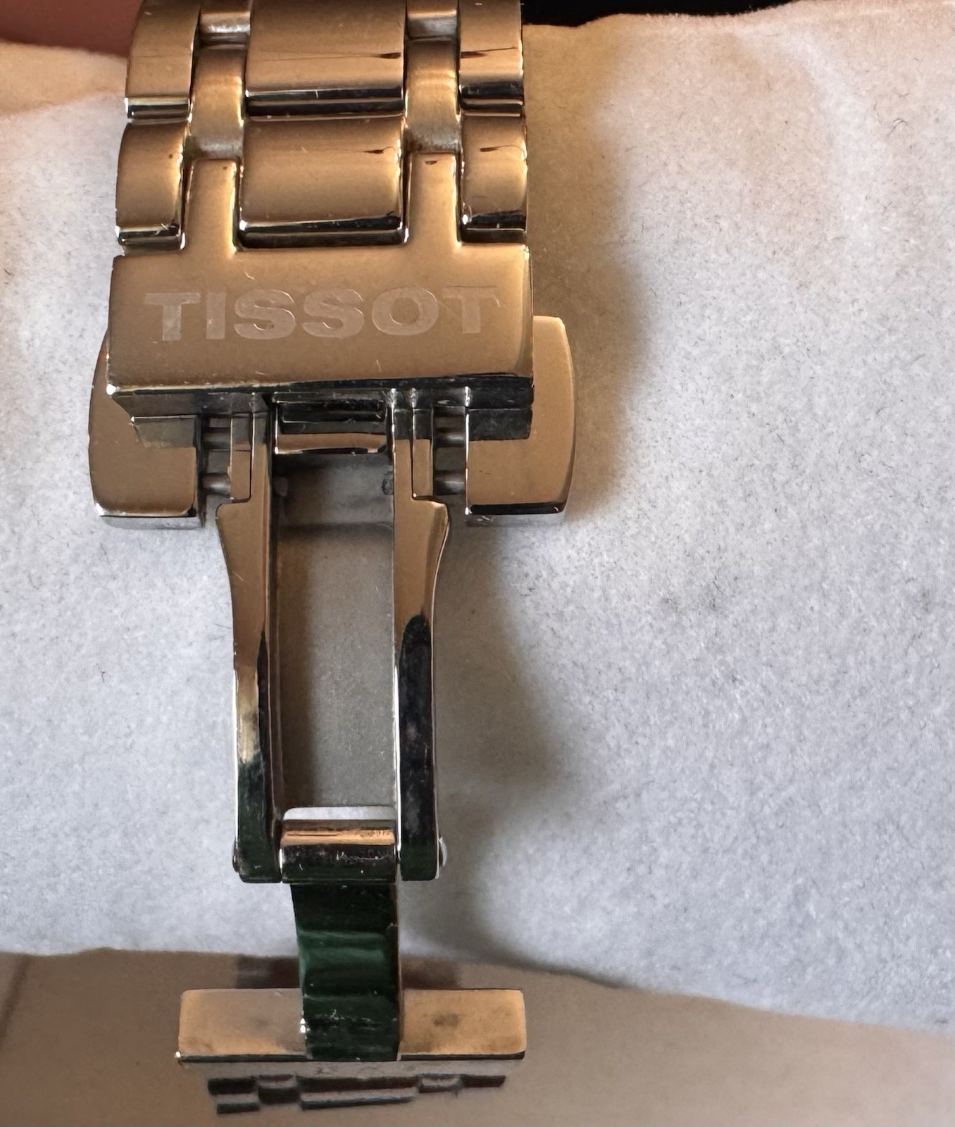Tissot Couturier Automatic Date Ladies Watch T035.207.11.051.00