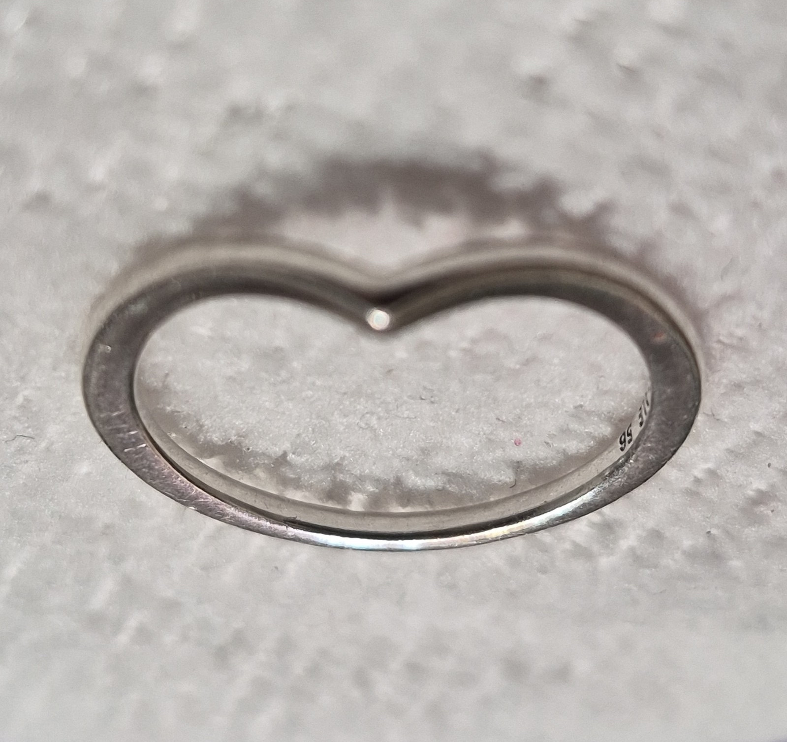 PANDORA Signed 925 Sterling Silver V-Shaped Band Ring Size 7.75 No Stone