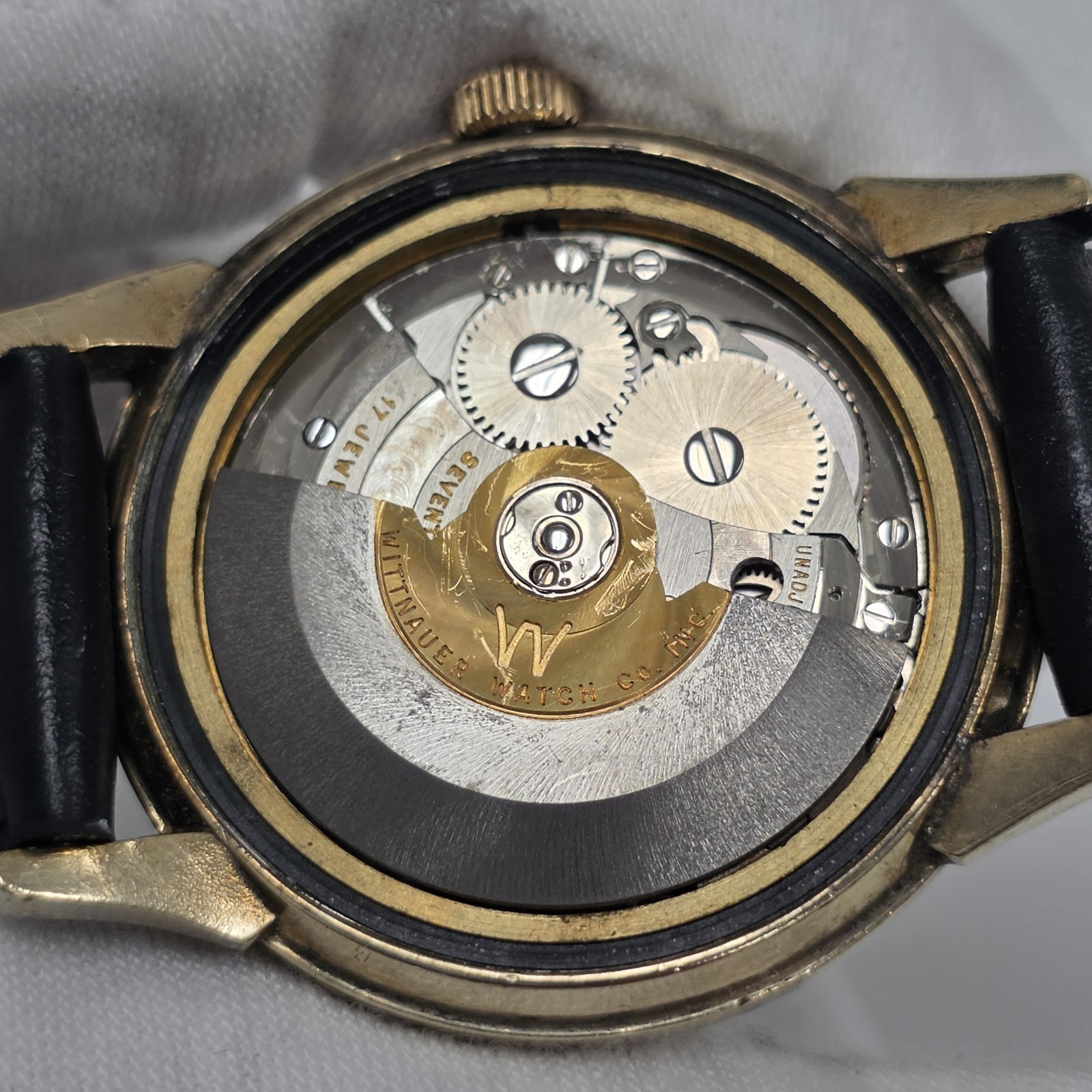 Vtg Wittnauer Mens Automatic Watch Swiss 11SR 17J 34mm Crosshair 10k Gold Filled