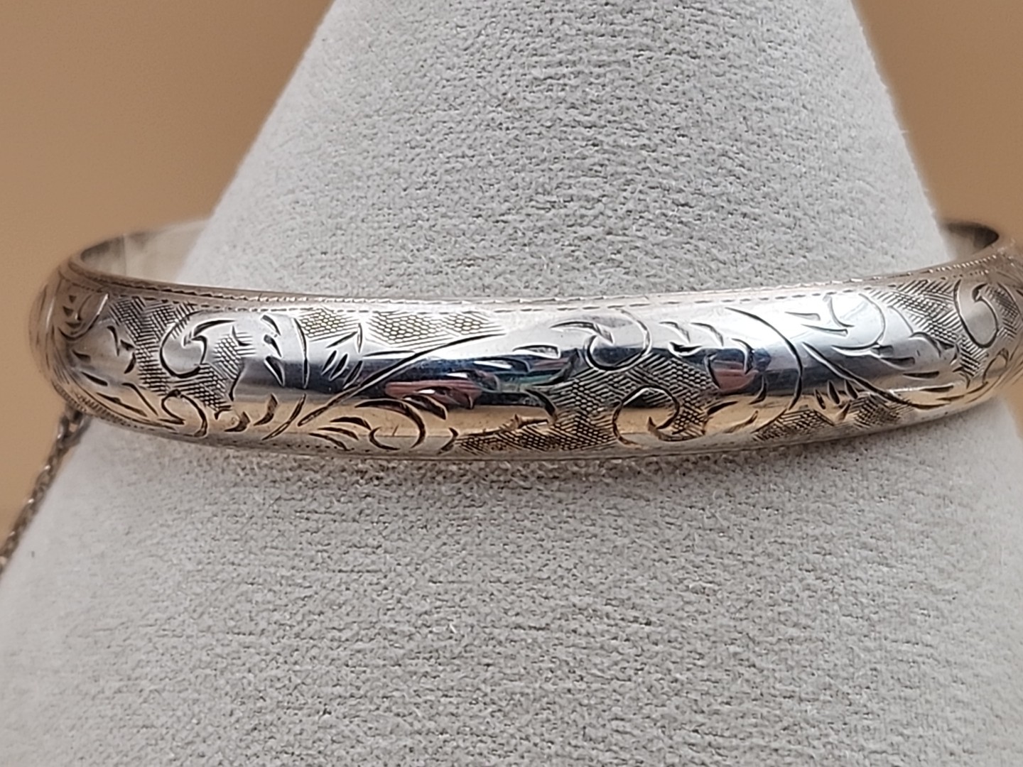 Sterling Silver Vintage Hand Engraved/Hinged Cuff Bracelet With Safety Chain