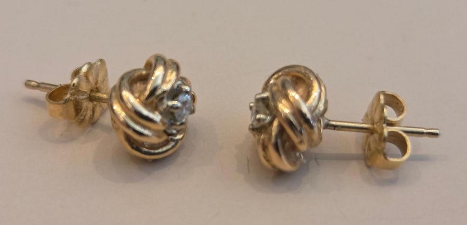 Nice 14k gold love knot post earrings with tiny diamond, 1980-2000s