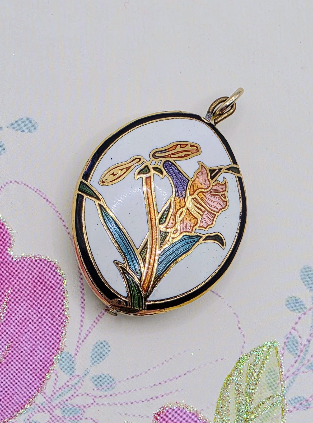 Vintage Cloisonné Green Purple Gold Amaranthus Flower Floral Oval Pendant Estate