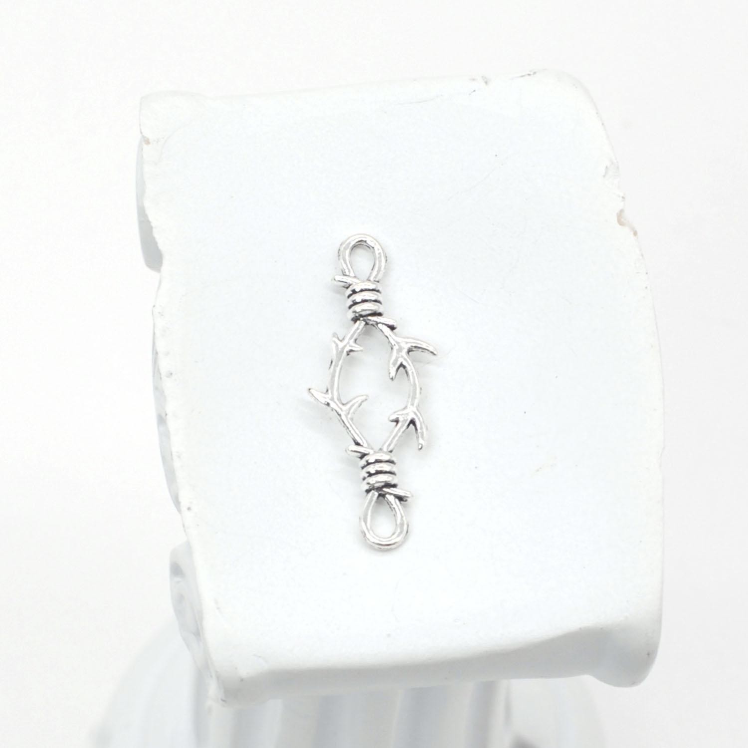 20/50PCS Antique Silver Tone Barbed Wire Chain Choker Connectors 11X27mm LCRS16