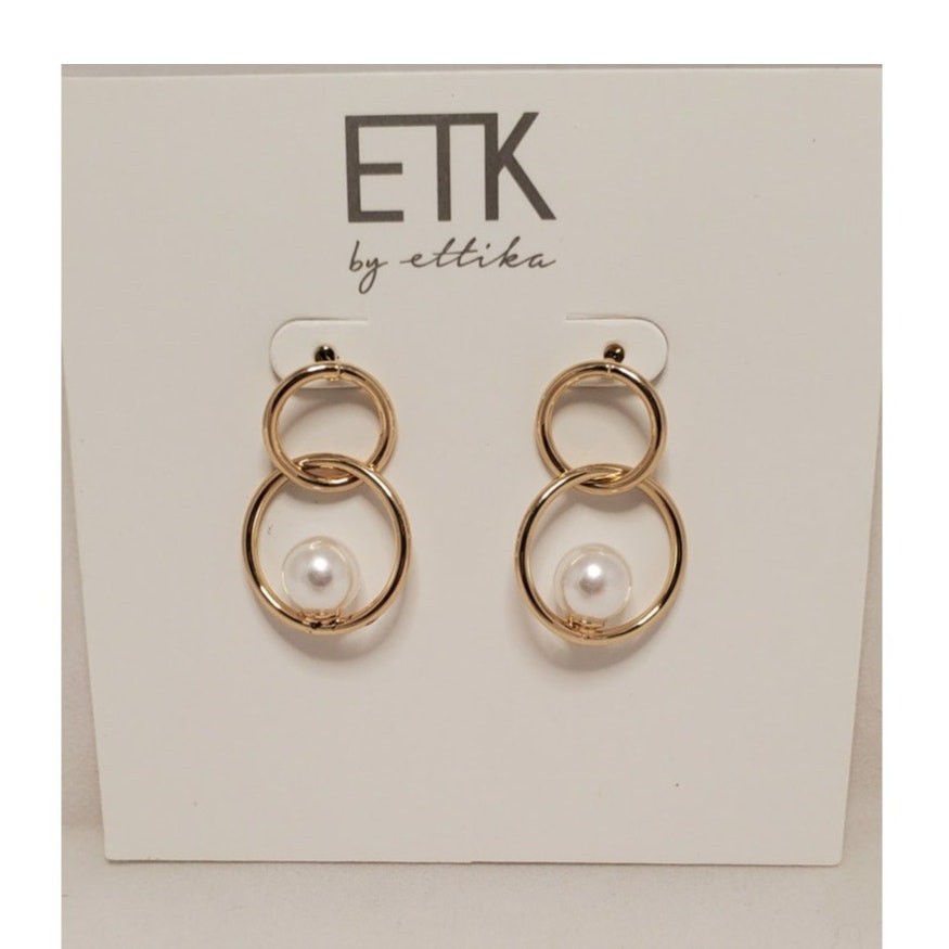 ETK By Ettika Gold Rings and Pearl Earrings
