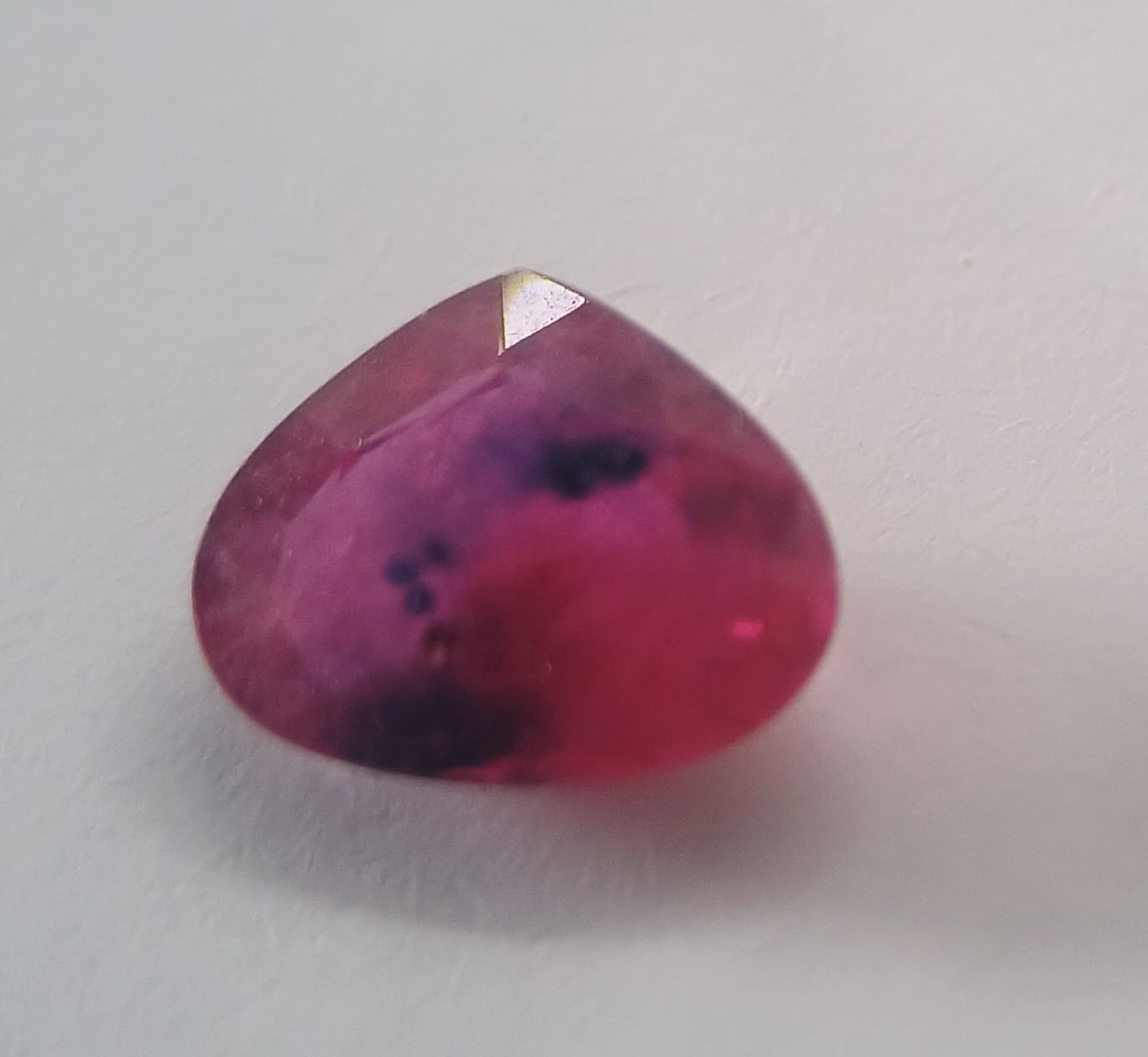 NATURAL AUSTRALIAN Pinkish Red Blue Spots Sapphire 1.49ct Tasmania Heart Ruby