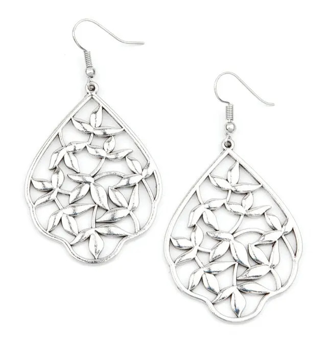 Paparazzi Taj Mahal Gardens Silver Earrings – New