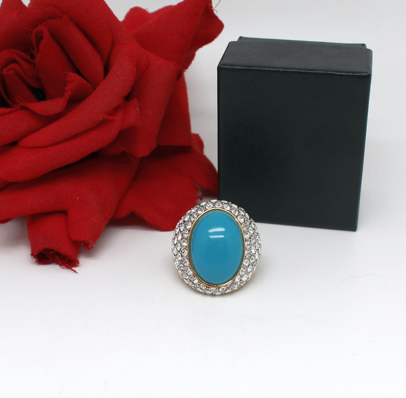 Real Collectibles by Adrienne Rhinestone Cocktail Ring Size 8 Ring CAT RESCUE