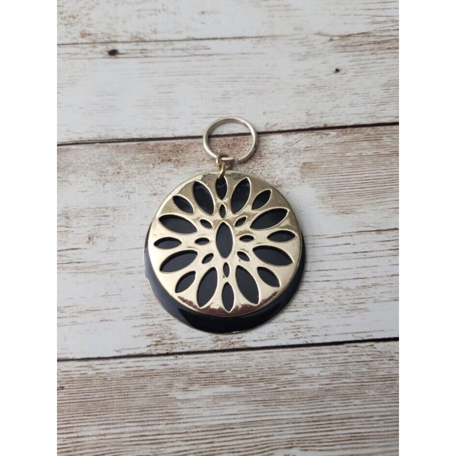 Gold Tone & Black Cut Out Flower Pattern Vintage Pendant – No Chain Included