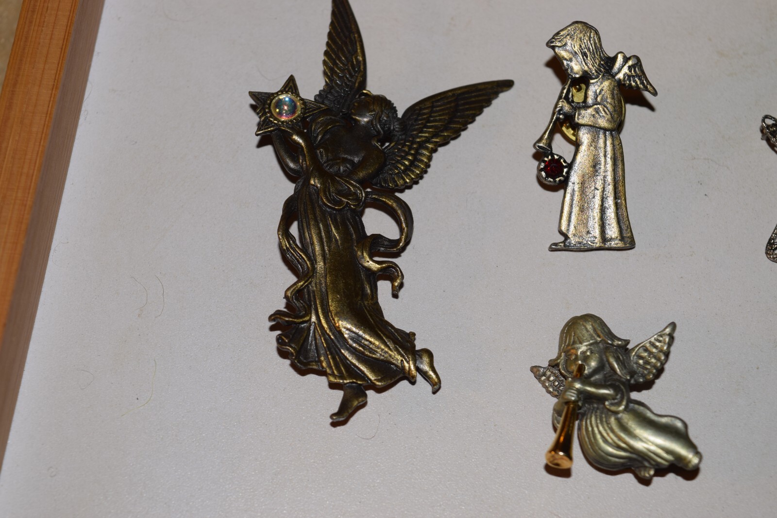 Vintage to now lot of 6-1 JJ-1 ?? angel pins