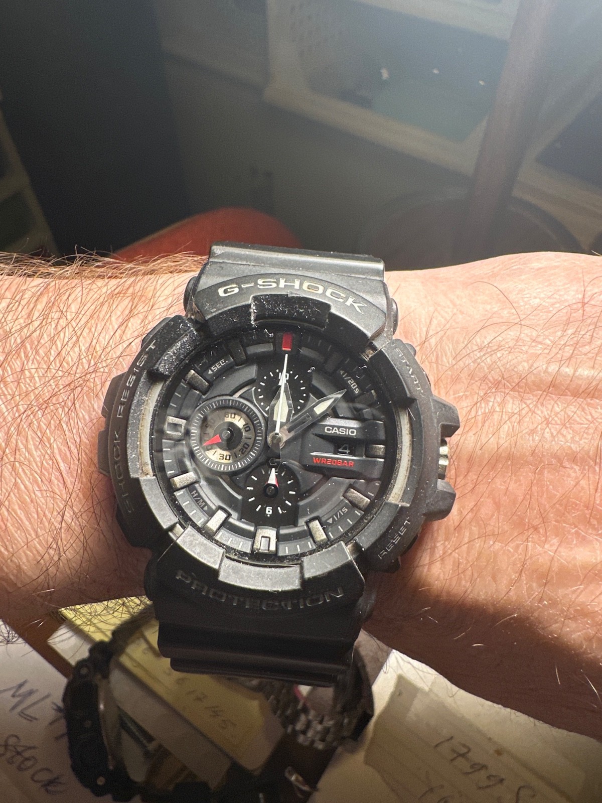 CASIO Quartz Watch G SHOCK 5277. Excellent Condition. Will need battery.