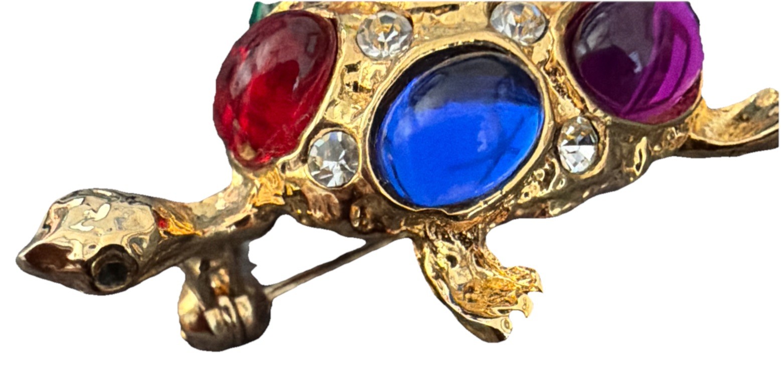 Stephanie Pearl Glass Fruit Salad Cabochons Gold Tone Ruby Red Eyes Rhinestones