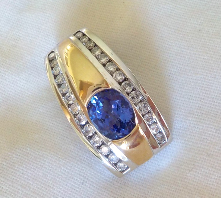 Heavy Levian 14K Multi Gold Tanzanite Diamond Pendant – 8.54 gm, 0.95 in, 1.59ct
