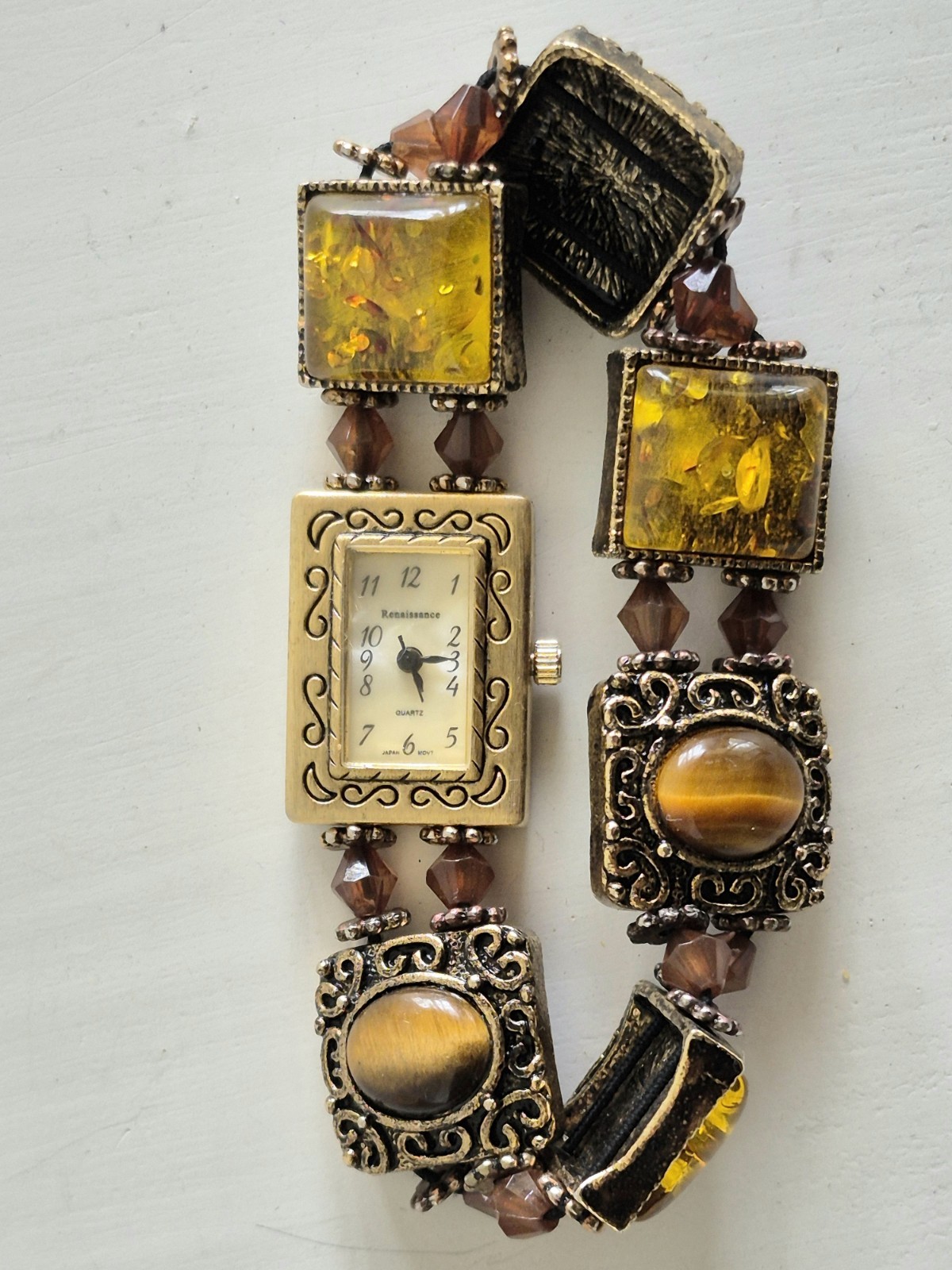 Vintage Renaissance Women’s Watch by Accutime Watch Corp. Quartz Analog Dial