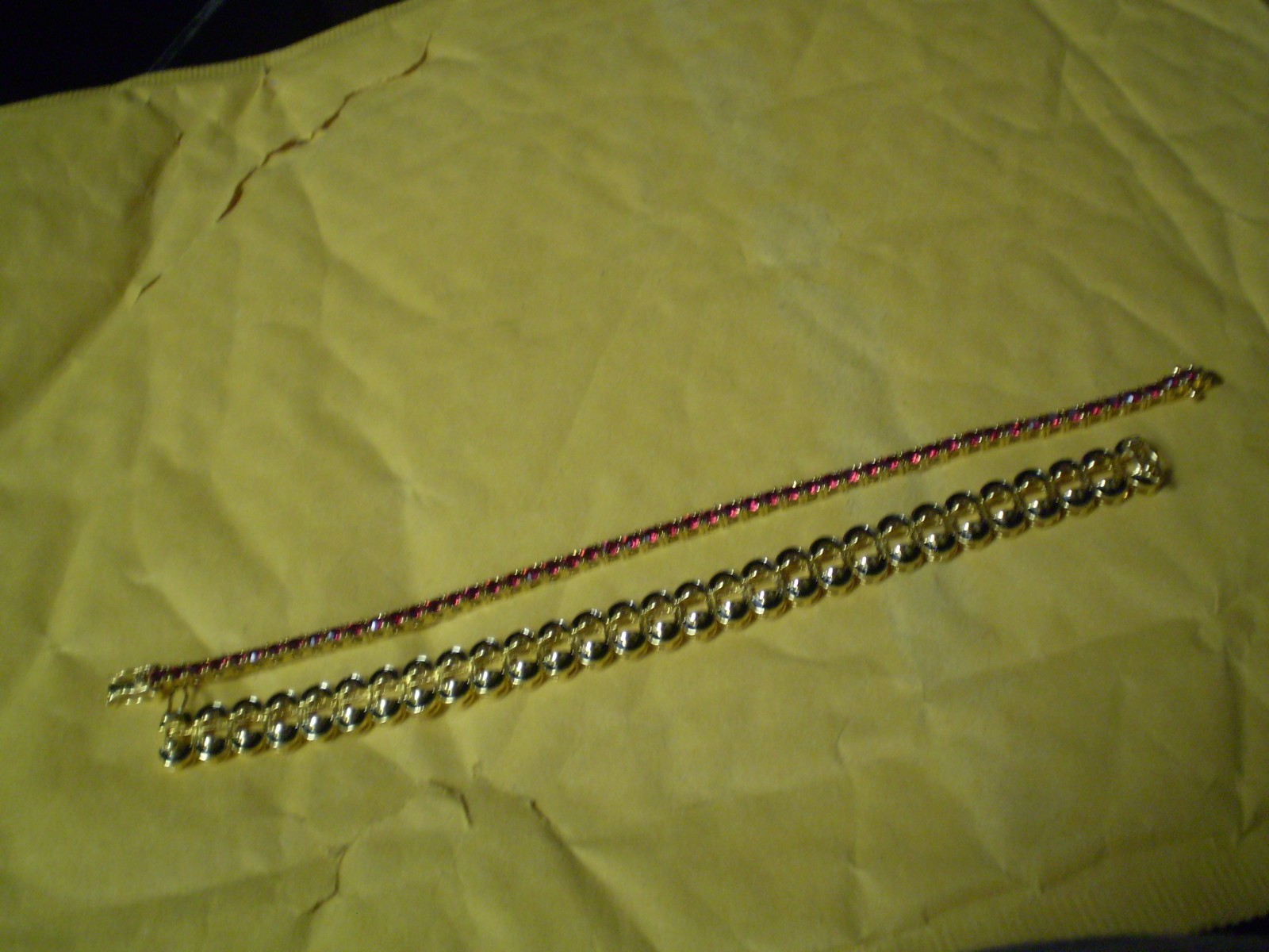 Signed Joan Rivers Vintage Ladies Faux Ruby Jacket Bracelet 25.0 grams