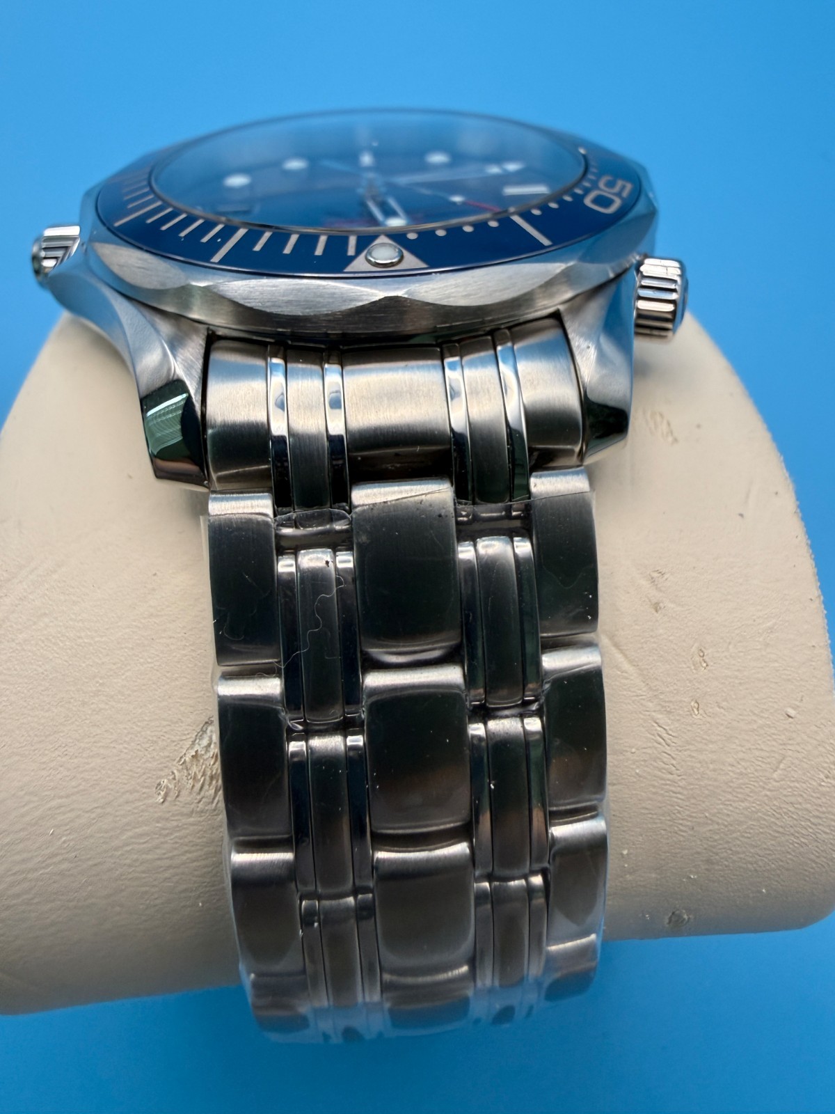Omega Seamaster Diver 300M 212.30.41.20.03.001 41mm Steel Blue Dial Box Papers