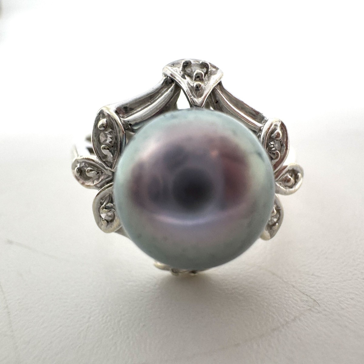 14K White Gold 0.008ctw Diamond Black Pearl Ring Sz: 4.5 – 2.29G! (WMP019491)