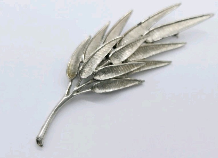 LEAF Brooch Silver tone Modernist Art Deco Estate Jewelry 3.75 in Large Vintage