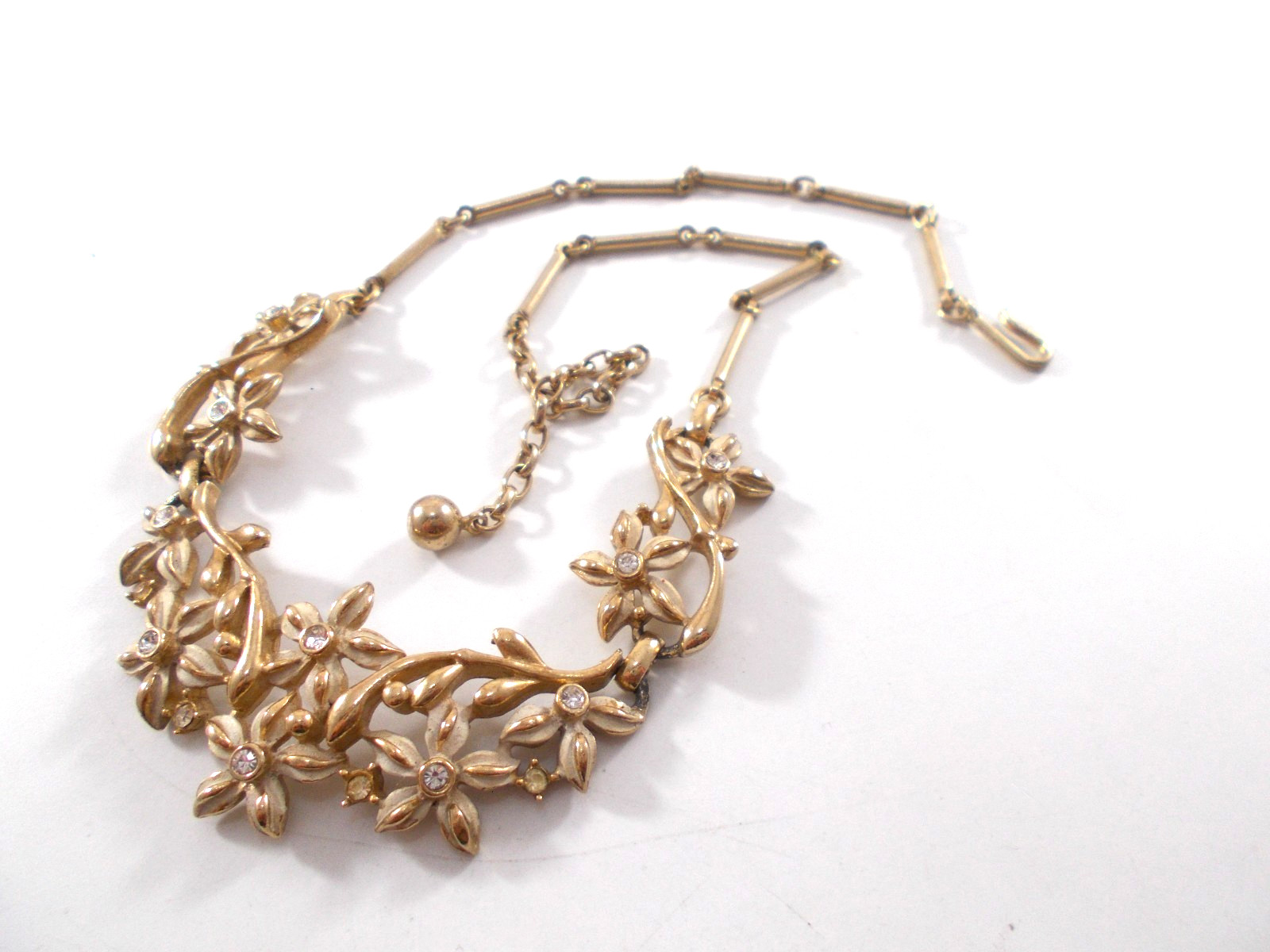 Vintage Gold tone White Enamel and Rhinestones Flowered Front Choker Necklace