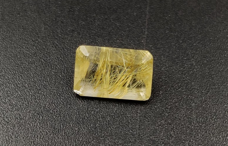 Natural Rutilated Quartz Loose Gemstone 8.7X5.7X3.7mm Emerald cut W154
