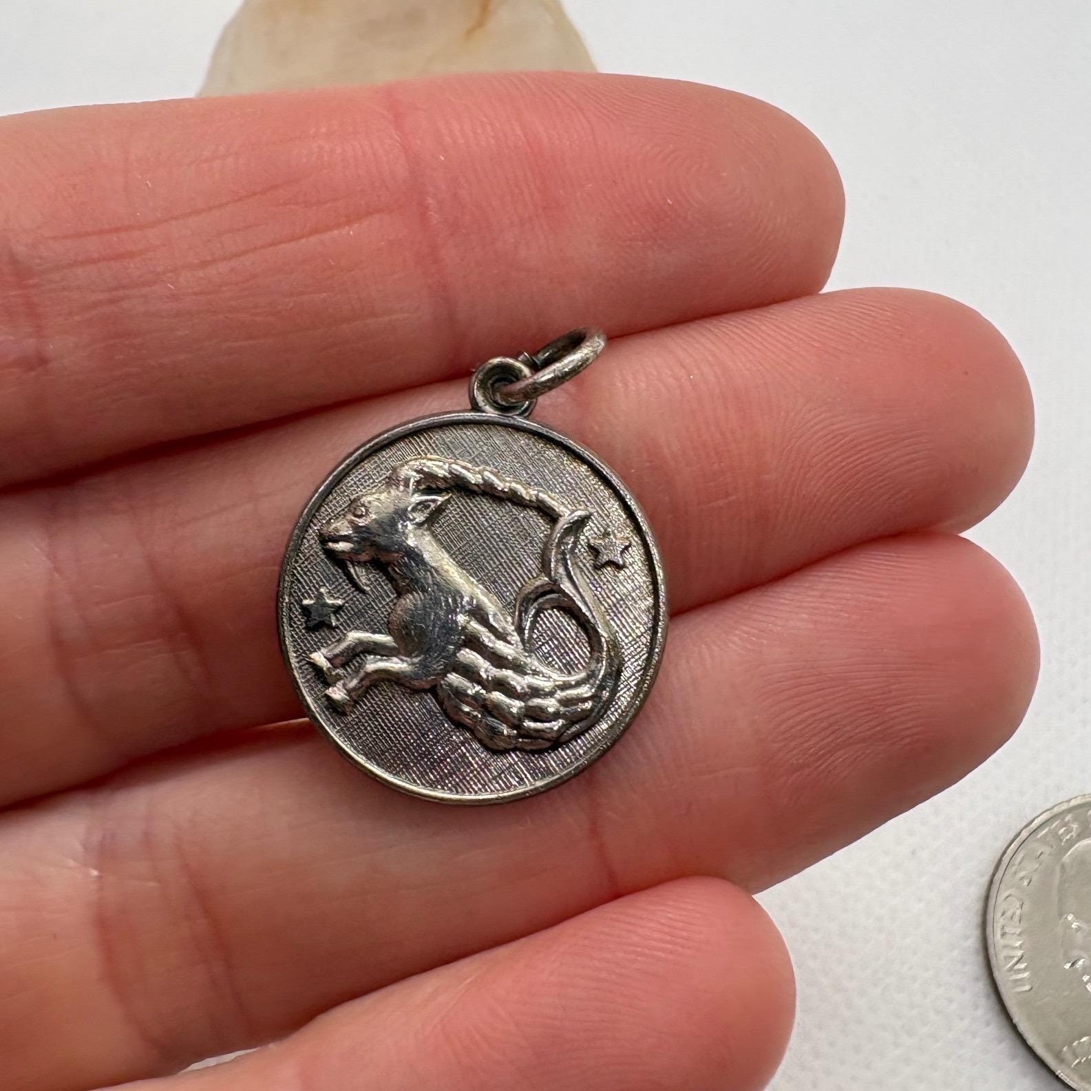 Rembrandt Vintage Sterling Silver Capricorn Zodiac Charm Sea Goat Pendant 3.06g