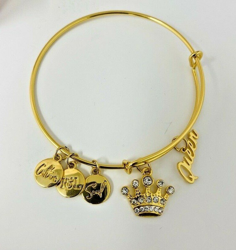Izzy & Liv Queen Gold Plated Adjustable Charm Bracelet, Brand New!