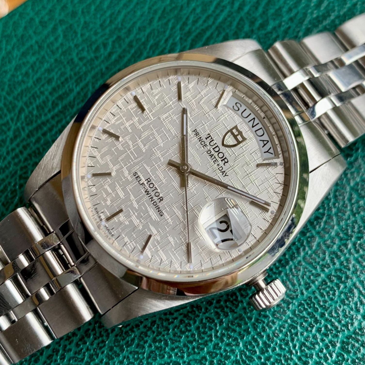 2002 Tudor 76200 Date-Day Silver Linen Dial 36mm Stainless Steel Wristwatch