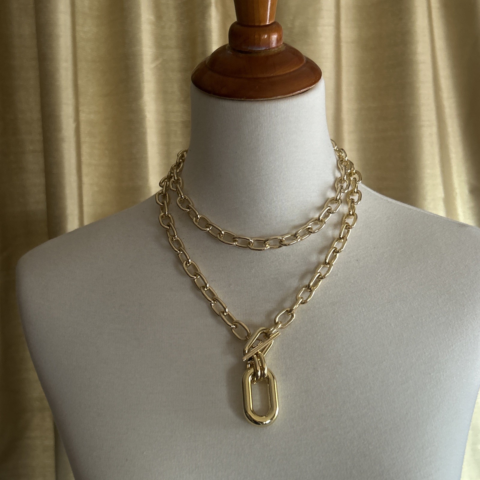 Two Piece Chunky Link Layered Necklace Set In Goldtone
