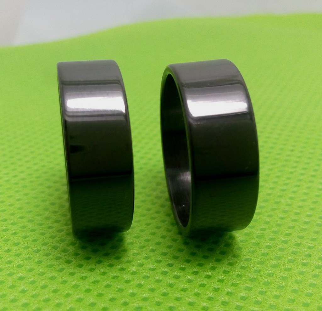 Wholesale 36pcs Black Band Rings Men’s Classic Stainless Steel Wedding Rings