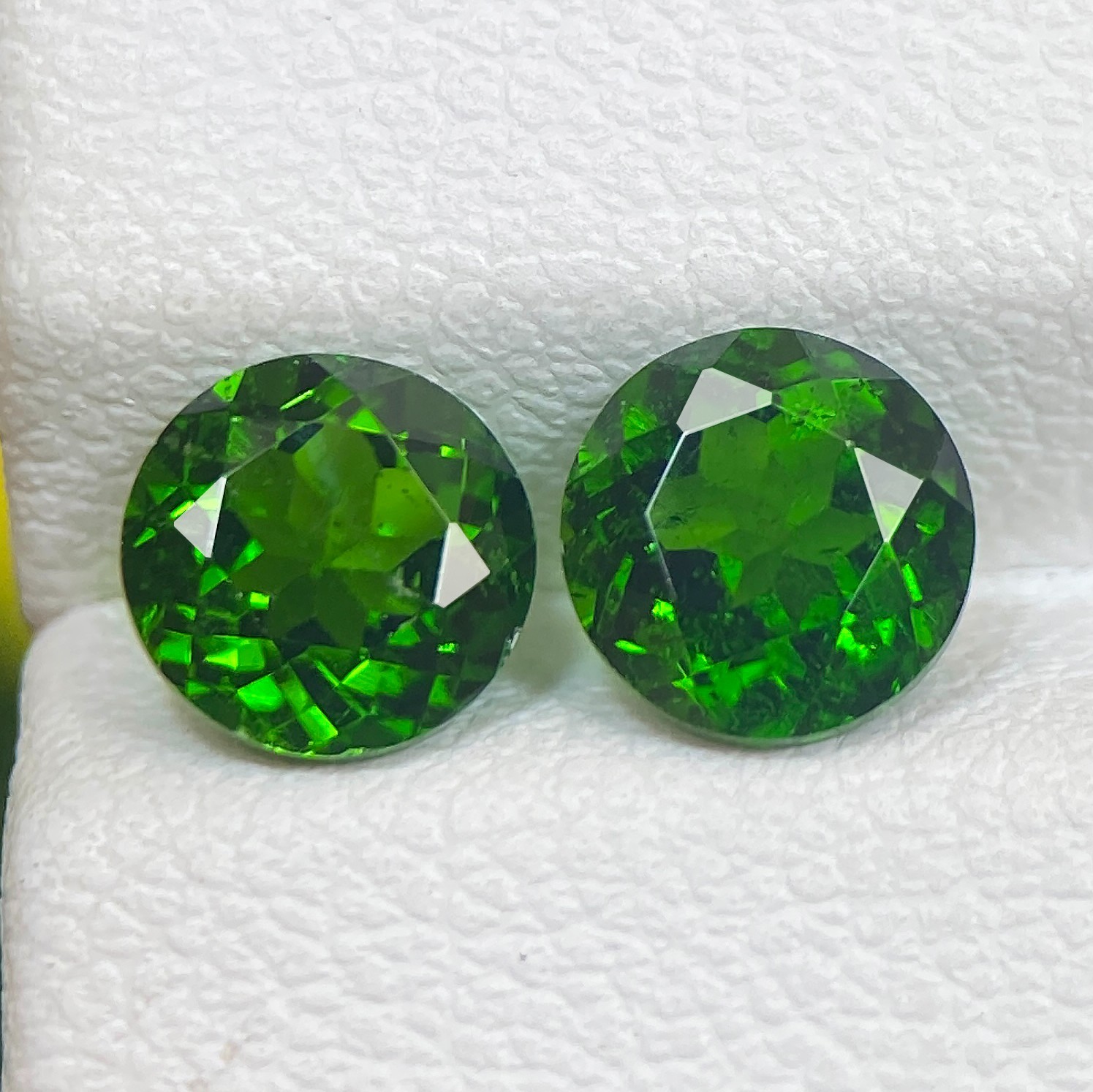 2.15ct Chrome Diopside Pair Green Natural Round Cut Mozambique Gem For Earrings