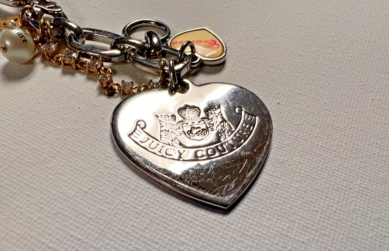 Y2K Juicy Couture LET THEM EAT COUTURE Heart Pearl Charm Bracelet Silver Tone