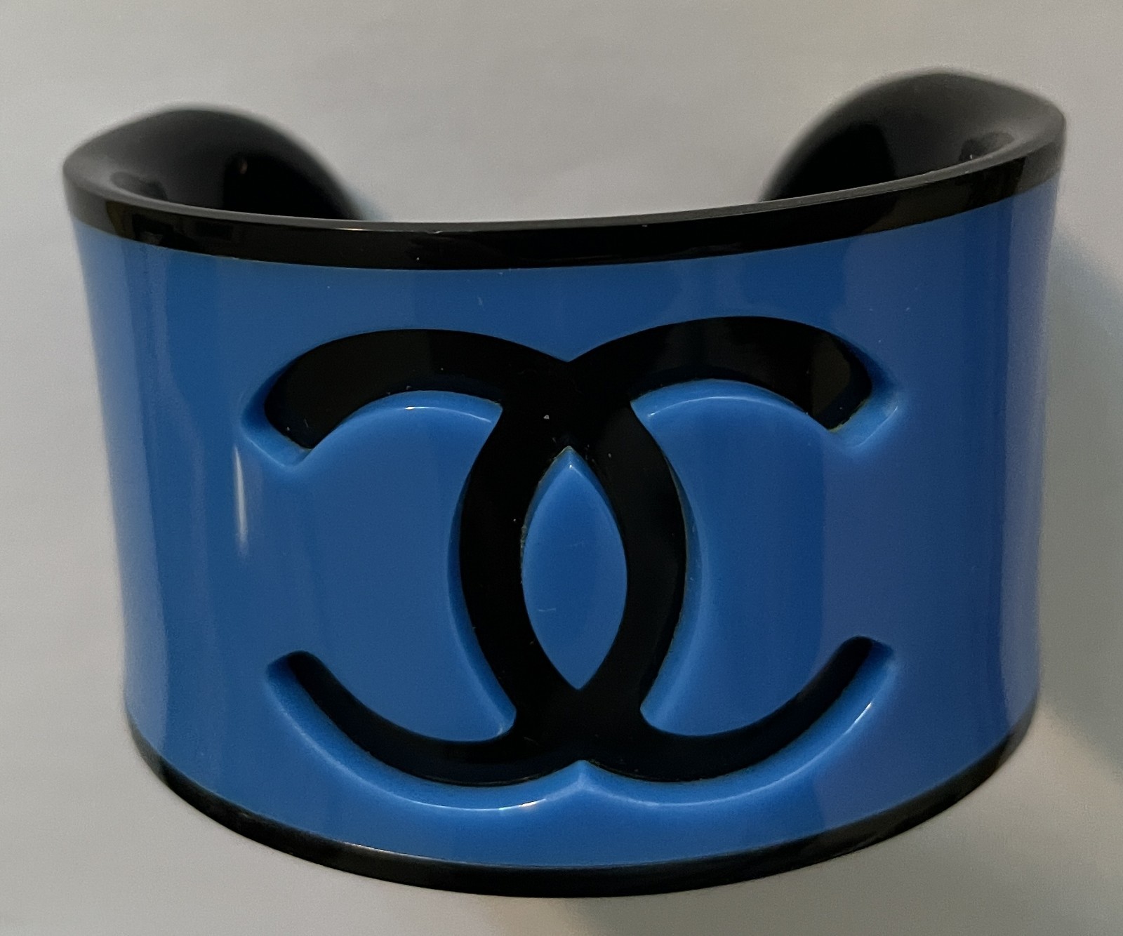 Azure Blue (CC) outside black inside lucite sporty cuff bracelet
