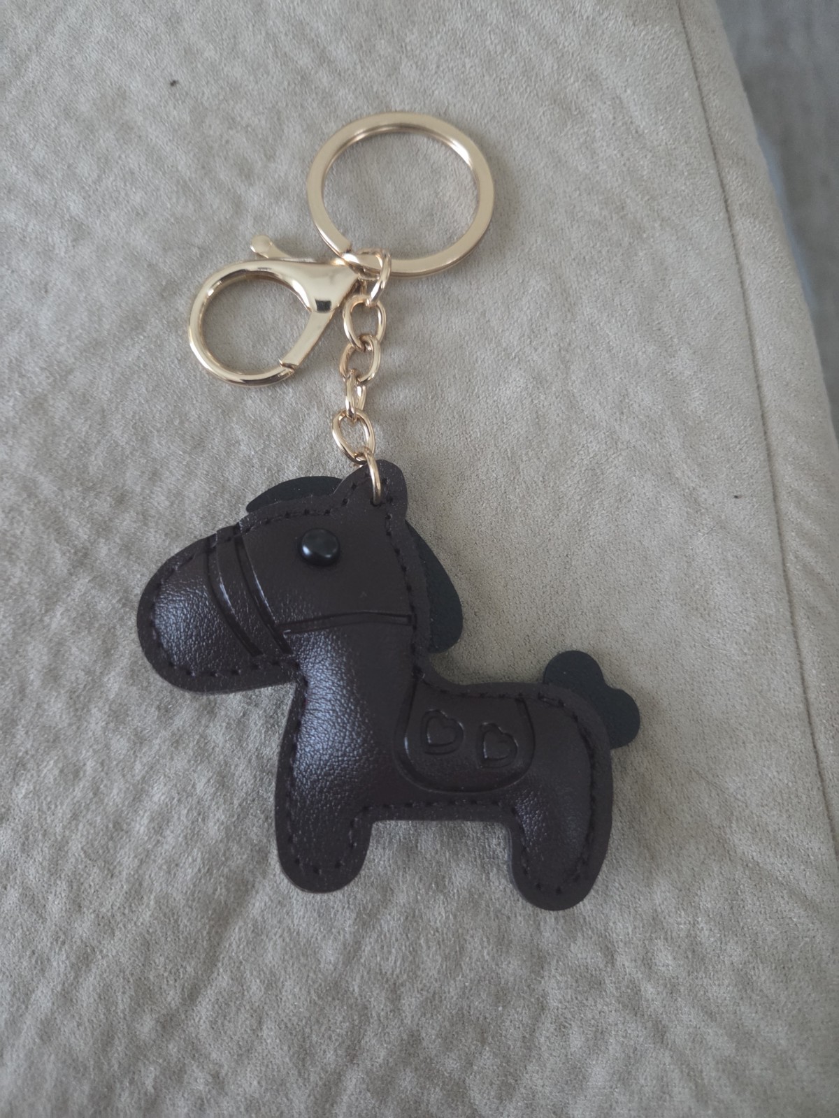 Puffed Horse Pull Charm/Key Ring For Zippers, Purses, Luggage, Schoolbag